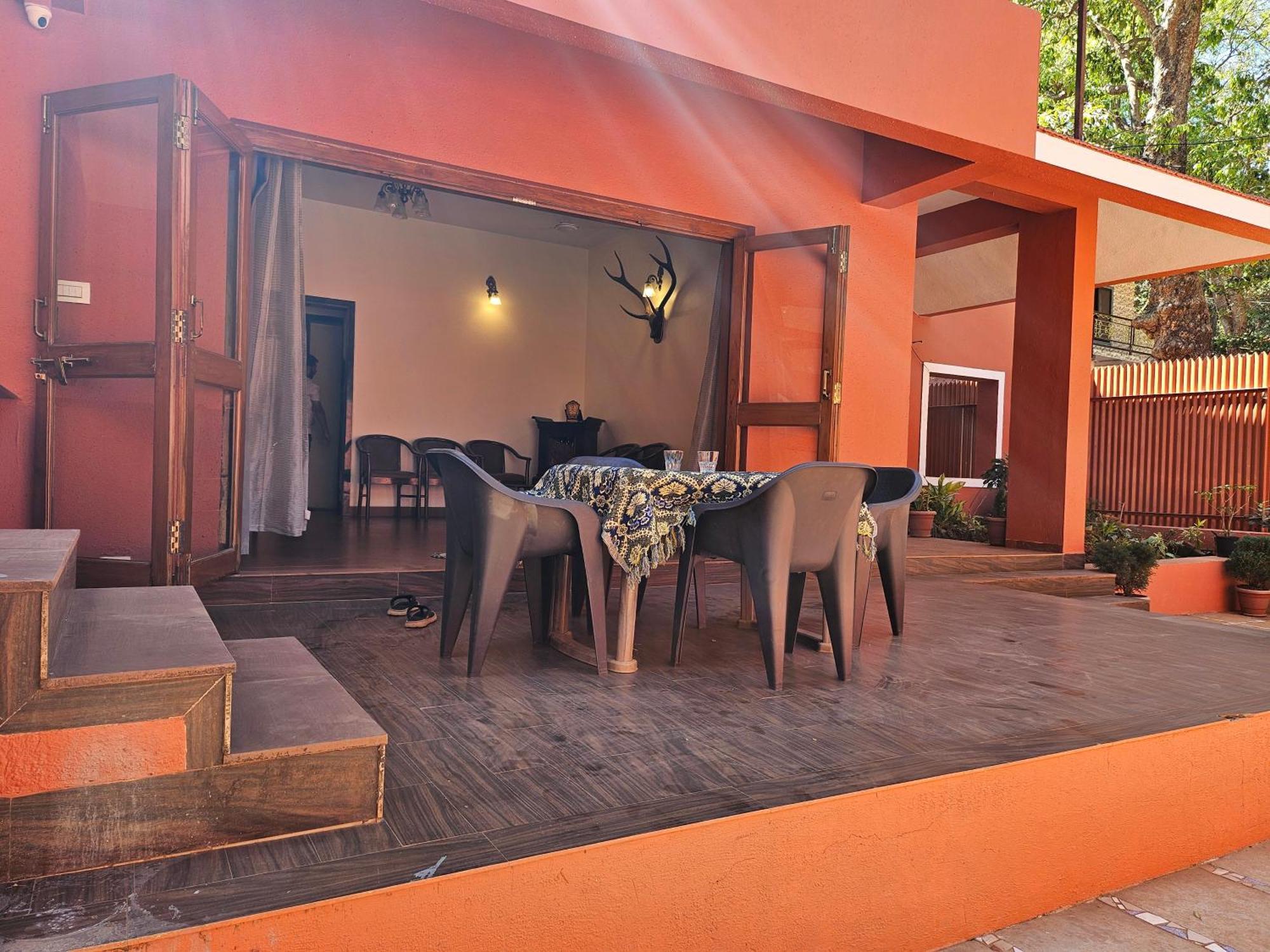 Nivritti Villa Matheran Exterior foto