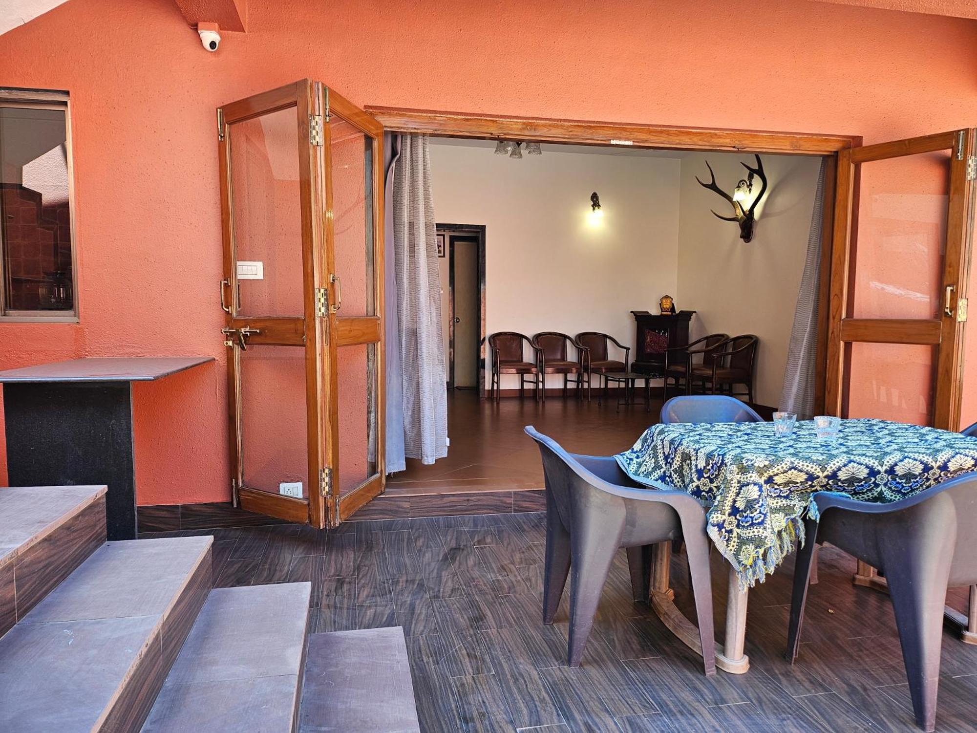 Nivritti Villa Matheran Exterior foto